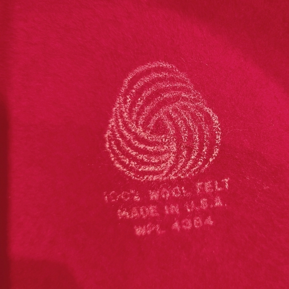 Capelli 100% Wool, Red Hat with Black detail - Picture 3 of 3